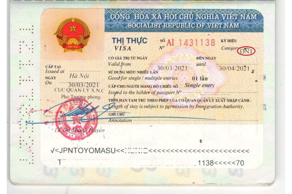Người nước ngoài muốn gia hạn visa 1 năm cần chuẩn bị những giấy tờ gì?