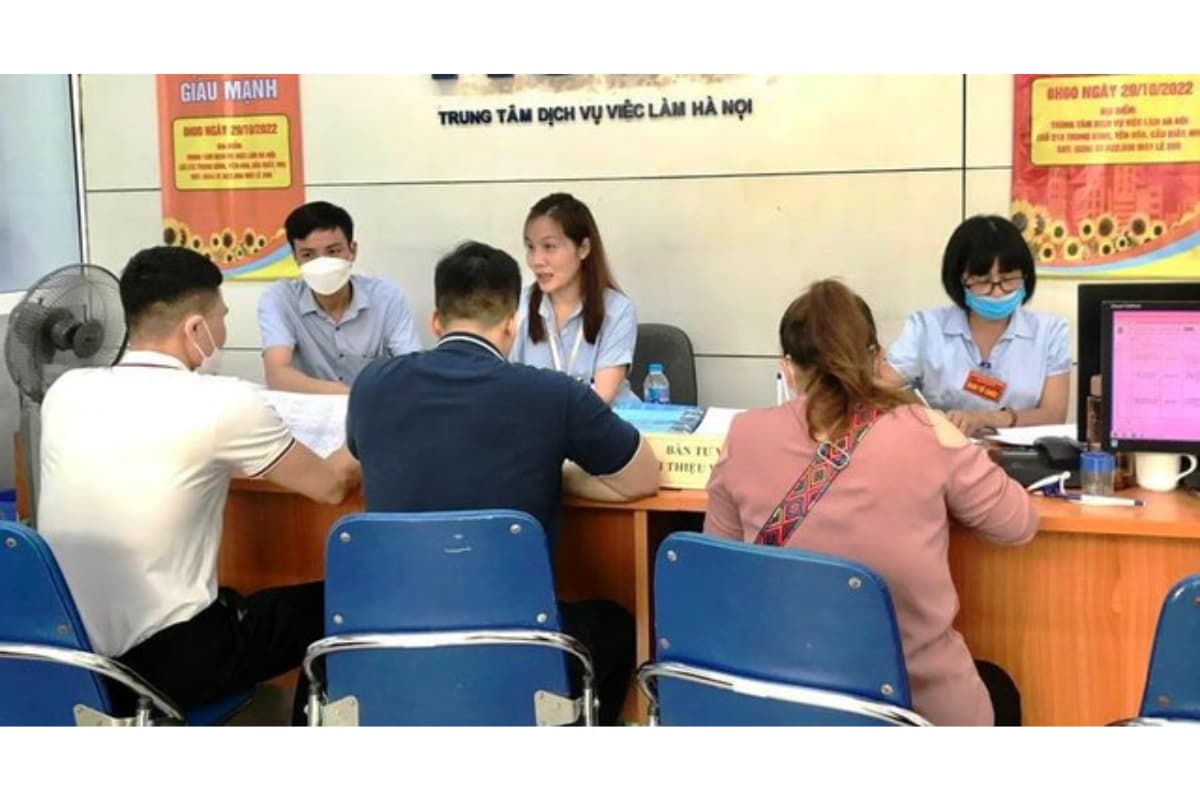 Thủ tục thay đổi địa điểm làm việc đối với lao động nước ngoài.